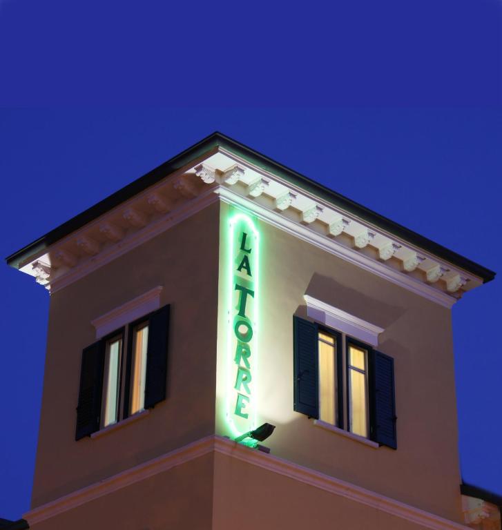 Hotel La Torre ริมินี ภายนอก รูปภาพ