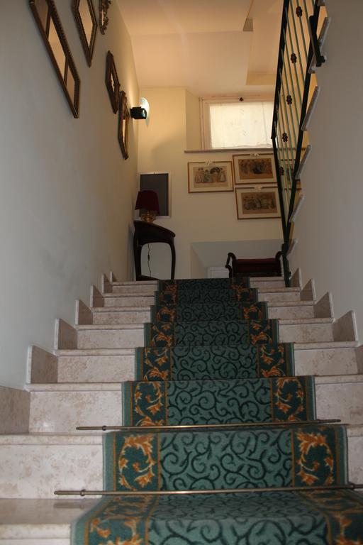 Hotel La Torre ริมินี ภายนอก รูปภาพ