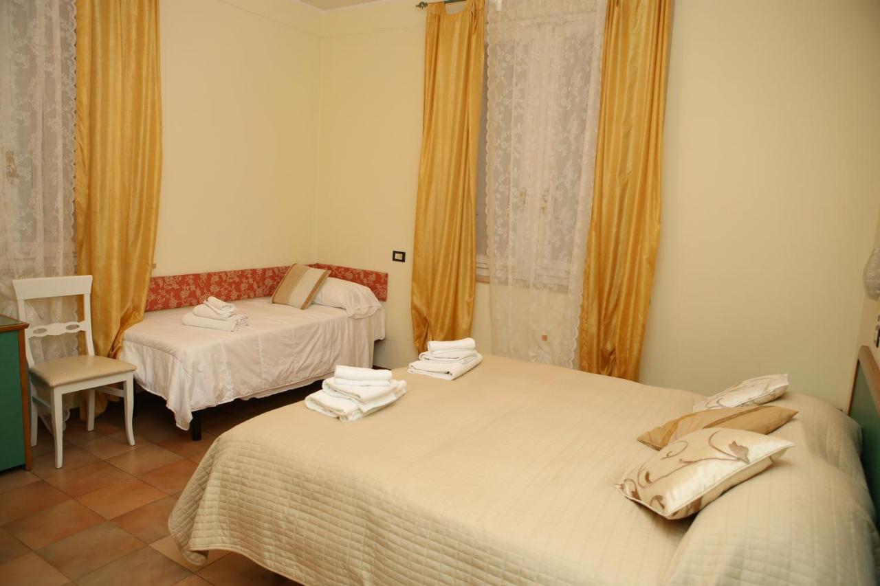 Hotel La Torre ริมินี ภายนอก รูปภาพ